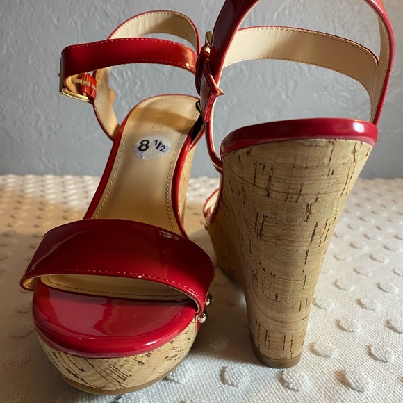 NINE WEST Red Patent Leather Cork Wedge - Picture 10 of 16